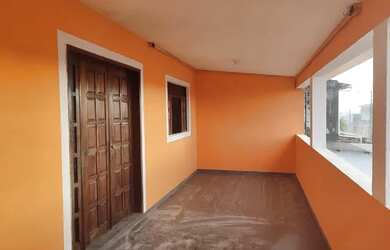 Imagem: A casa possui 5 Dormitórios, 3 Banheiros, 4 Vagas na garagem