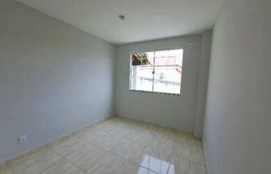 Imagem: A casa em condomínio possui 3 Dormitórios, 2 Banheiros, 2