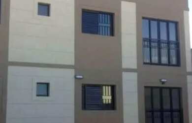 Imagem: O apartamento possui 2 Dormitórios, 2 Banheiros, 2 Vagas na