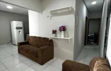 Imagem: A casa possui 2 Dormitórios, 2 Banheiros, 2 Vagas na garagem