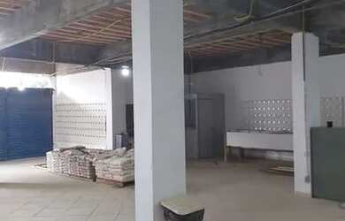 Imagem 2: CCI 337 Galpão/Depósito/Armazém para venda tem 1350 metros quadrados...