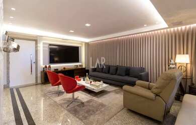 Imagem: O apartamento possui 4 Dormitórios, 5 Banheiros, 5 Vagas na