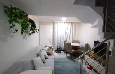 Imagem: A casa possui 2 Dormitórios, 3 Banheiros, 1 Vaga na garagem