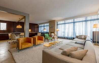 Imagem: O apartamento possui 2 Dormitórios, 2 Banheiros, 3 Vagas na