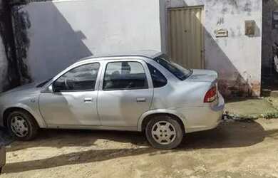 Imagem: A casa possui 2 Dormitórios, 1 Banheiro e está localizado