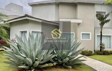 Imagem: A casa possui 3 Dormitórios, 4 Banheiros, 4 Vagas na garagem