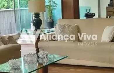 Imagem: O apartamento possui 3 Dormitórios, 5 Banheiros, 2 Vagas na