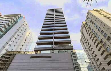 Imagem: O apartamento possui 4 Dormitórios, 4 Banheiros, 4 Vagas na