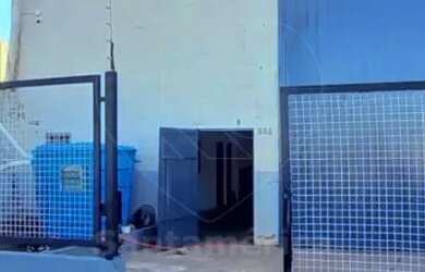 Imagem: O depósito possui 896m² de Área e está localizado em Parque