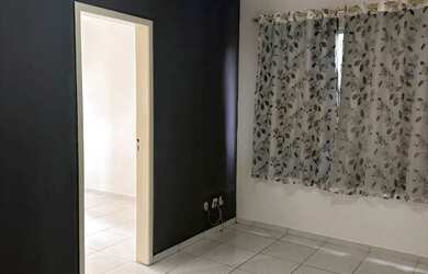 Imagem: O apartamento possui 2 Dormitórios, 2 Banheiros, 2 Vagas na