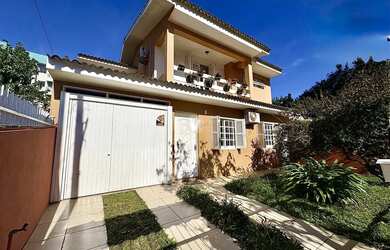 Imagem 2: Sobrado 3 dormitórios com suíte em Camobi