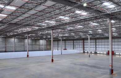 Imagem: O depósitoe possui 4 Vagas na garagem, 2250-0m² de Área está