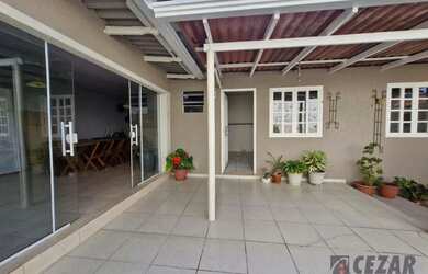 Imagem 15: Casa com 4 dormitórios à venda, 250 m² com edícula por R$ 990.000...