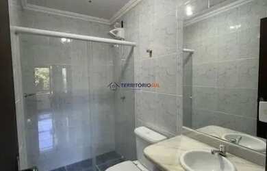 Imagem 11: Casa em Porto Alegre, no bairro Hípica, com 3 dormitório s , e 3 banheiros,...