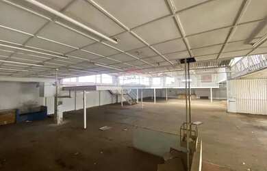 Imagem: O depósito possui 623m² de Área e está localizado em Centro