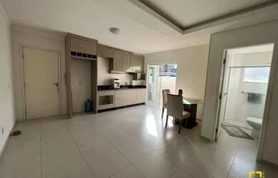 Imagem: O apartamento possui 2 Dormitórios, 1 Banheiro, 77m² de Área