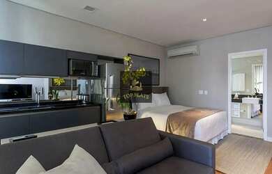 Imagem: O studio possui 1 Dormitório, 2 Banheiros, 1 Vaga na garagem