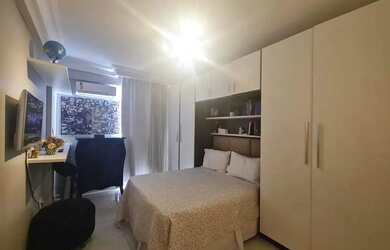 Imagem: O apartamento possui 4 Dormitórios, 2 Banheiros, 172m² de