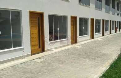 Imagem 2: Sobrados novos no Massaguaçu