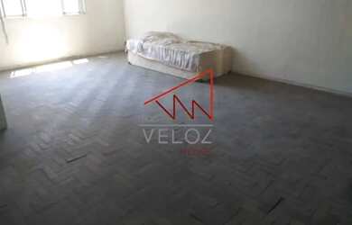 Imagem: O depósito possui 143m² de Área e está localizado em Catete