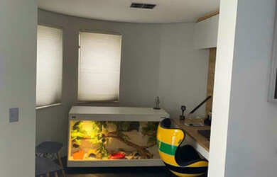 Imagem: O apartamento possui 3 Dormitórios, 5 Banheiros, 4 Vagas na