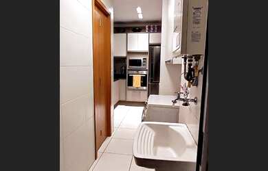 Imagem: O apartamento possui 2 Dormitórios, 3 Banheiros, 2 Vagas na