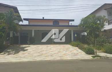 Imagem: A casa em condomínio possui 3 Dormitórios, 5 Banheiros, 2