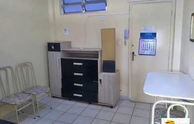 Imagem: O apartamento possui 1 Banheiro, 1 Vaga na garagem e está