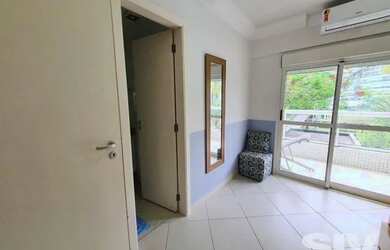 Imagem: O apartamento possui 3 Dormitórios, 3 Banheiros, 2 Vagas na