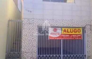 Imagem: A casa possui 2 Dormitórios, 1 Banheiro, 3 Vagas na garagem