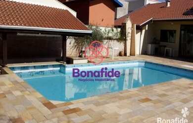 Imagem: A casa em condomínio possui 3 Dormitórios, 3 Banheiros, 5