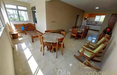 Imagem: O apartamento possui 3 Dormitórios, 1 Banheiro, 1 Vaga na garagem