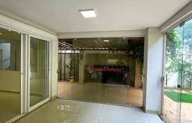 Imagem: A casa em condomínio possui 3 Dormitórios, 4 Banheiros, 4