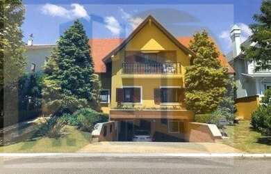 Imagem: A casa em condomínio possui 4 Dormitórios, 3 Banheiros, 3