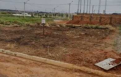 Imagem: O terreno possui 200m² de Área e está localizado em Maisparque