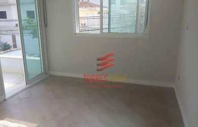 Imagem: A casa possui 3 Dormitórios, 4 Banheiros, 3 Vagas na garagem