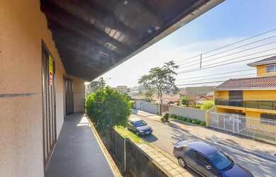 Imagem 11: Sobrado Residencial para Venda no Novo Mundo em Curitiba, 243.2 m²