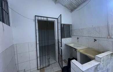 Imagem 1: Alugo kitnet na barros reis