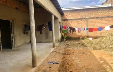 Imagem 6: Vende casa / negocia- se. Varanda, 360m² de Área, 1 Vaga na garageme1...