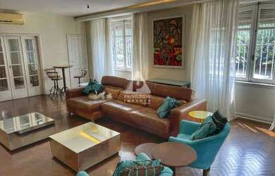 Imagem 3: Apartamento composto por 3 Salas, 4 Quartos com 2 suites de frente com...