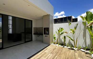 Imagem: A casa em condomínio possui 3 Dormitórios, 4 Banheiros, 2