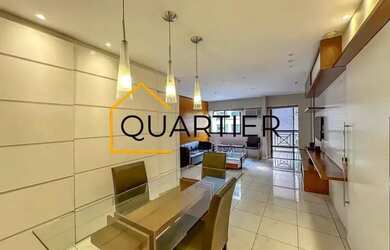 Imagem: O apartamento possui 3 Dormitórios, 2 Banheiros, 2 Vagas na