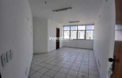 Imagem: O depósito possui 25m² de Área e está localizado em Santo