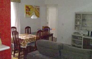 Imagem: O apartamento possui 3 Dormitórios, 1 Banheiro, 1 Vaga na garagem