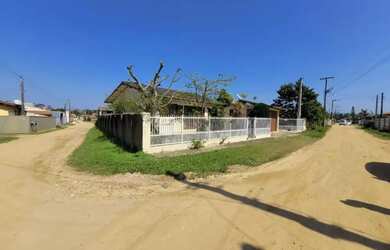 Imagem 2: Venda casa pronta para morar no bairro Nova Brasília em Imbituba SC