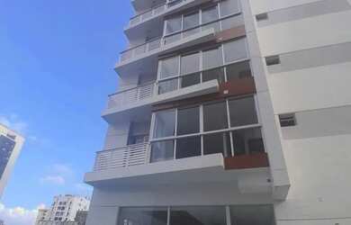 Imagem: O apartamento possui 1 Dormitório, 1 Banheiro, 1 Vaga na garagem