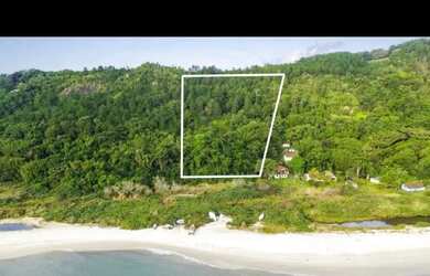 Imagem: O terreno possui 8.000m² de Área e está localizado em Jurerê