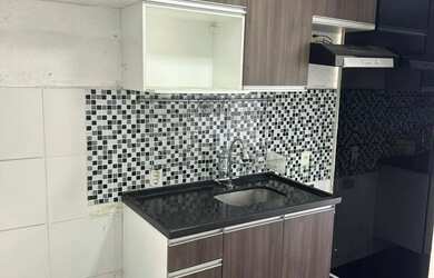 Imagem: A casa possui 2 Dormitórios, 1 Banheiro, 1 Vaga na garagem