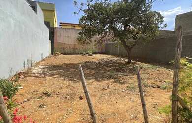 Imagem: O terreno possui 250m² de Área e está localizado em Setor