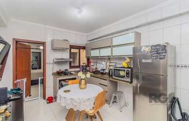 Imagem 7: Casa para Venda - 110m², 2 dormitórios, sendo 1 suites, 2 vagas - Menino...